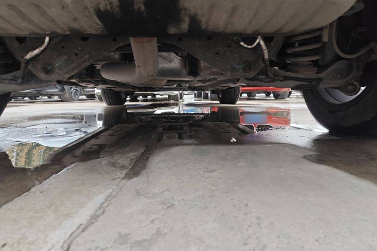 Used Cadillac XT4 2018 28T Two-Wheel-Drive Luxury Model Chassis Rear