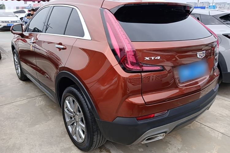 Used Cadillac XT4 2018 28T Two-Wheel Drive Leading Version Exterior 2