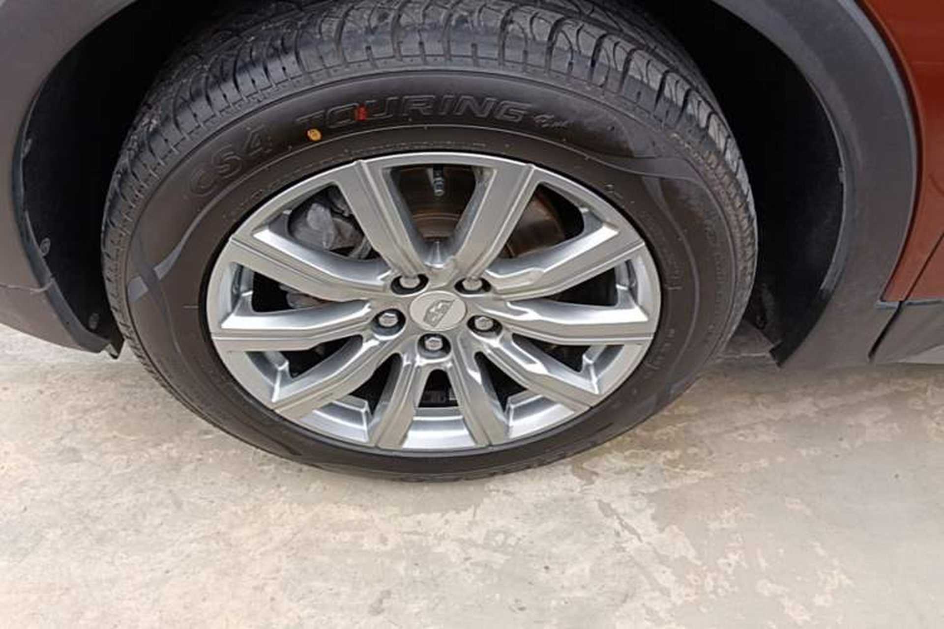 Used Cadillac XT4 2018 28T Two-Wheel Drive Leading Version Exterior 4