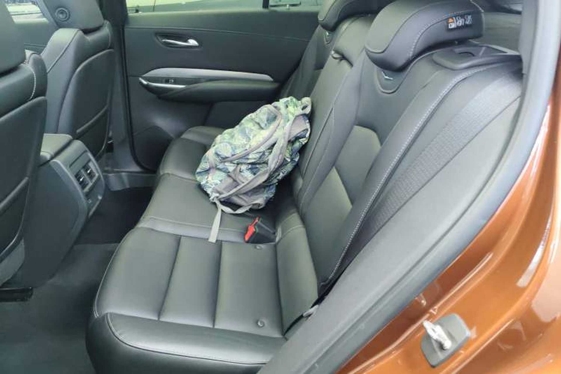 Used Cadillac XT4 2018 28T Two-Wheel-Drive Luxury Model Left Rear Seat