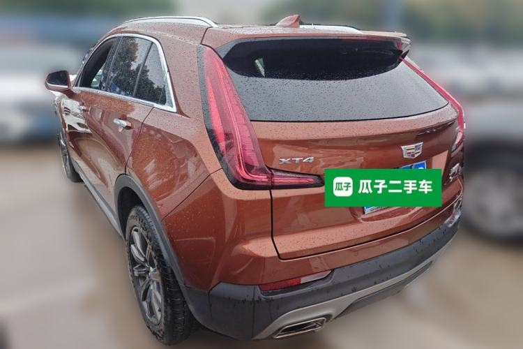 Used Cadillac XT4 2018 28T Two-Wheel-Drive Luxury Model Rear Left 45 Deg
