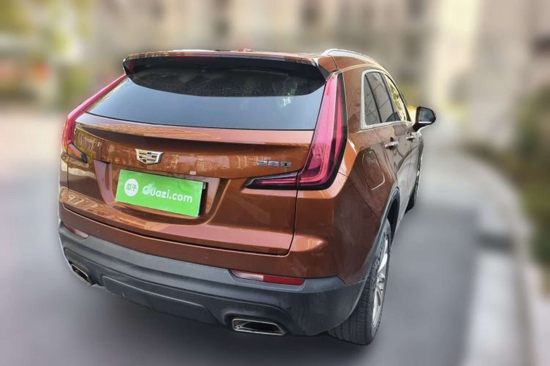 Used Cadillac XT4 2018 28T Two-Wheel Drive Tech Version Rear Right 45 Deg