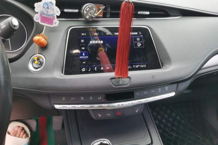 Used Cadillac XT4 2020 28T Two-Wheel-Drive Leading Version Audio And AC Panel