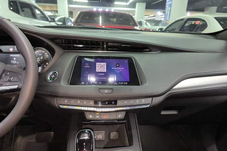 Used Cadillac XT4 2020 28T Two-Wheel-Drive Leading Version Audio And AC Panel