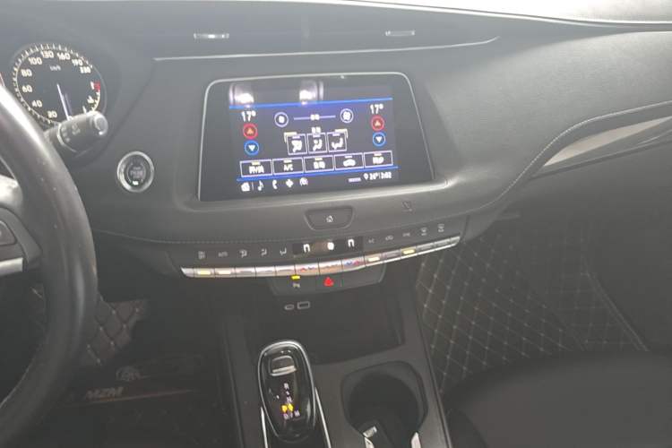 Used Cadillac XT4 2020 Revised Version 28T Two-Wheel Drive Tech Edition Audio And AC Panel