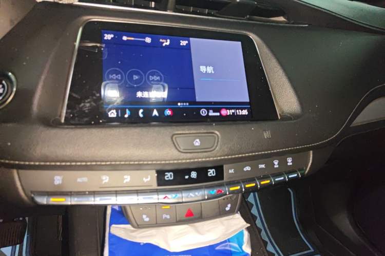 Used Cadillac XT4 2020 28T Two-Wheel Drive Luxury Sport Edition Audio And AC Panel