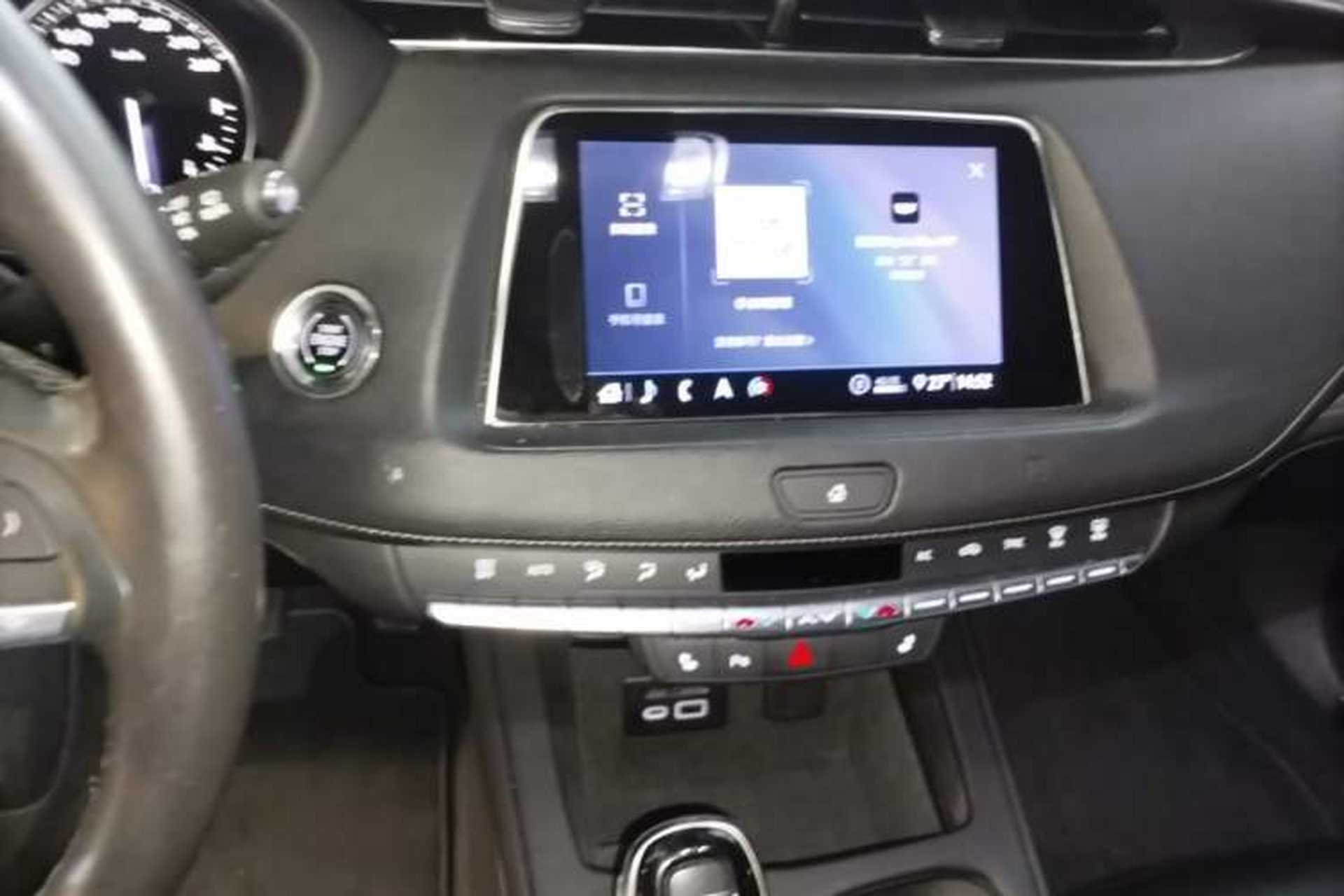 Used Cadillac XT4 2020 28T Two-Wheel-Drive Leading Version Audio And AC Panel