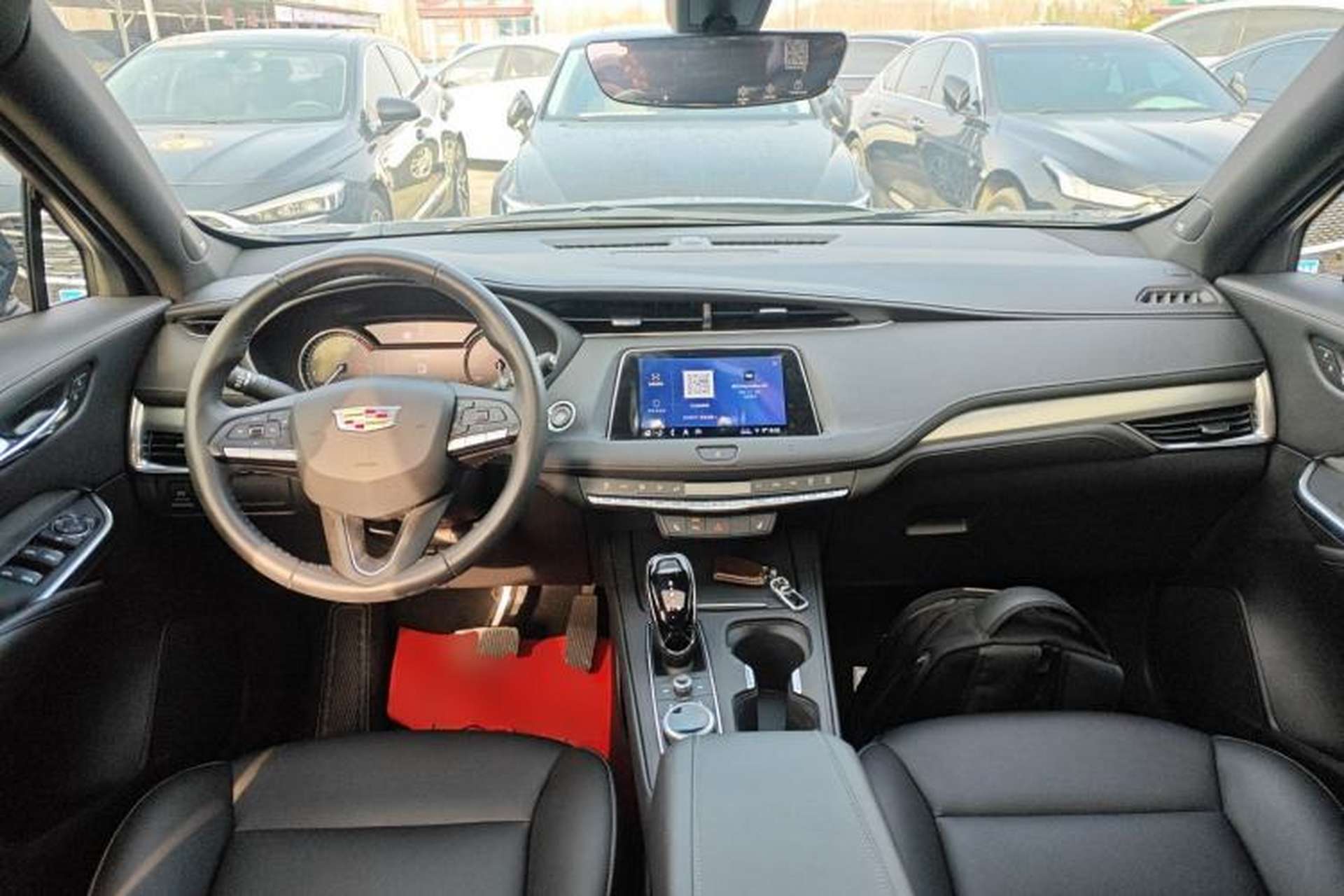 Used Cadillac XT4 2020 Revised Version 28T Two-Wheel Drive Leading Edition Center Console
