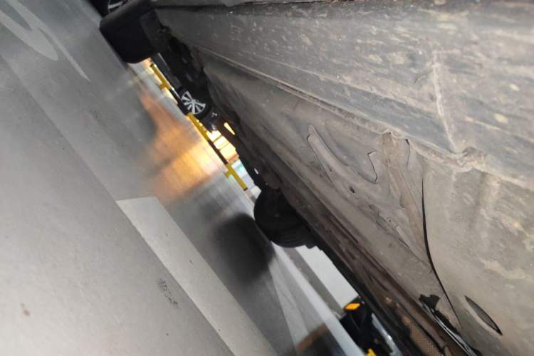 Used Cadillac XT4 2020 Revised Version 28T Two-Wheel Drive Leading Edition Chassis Front Right
