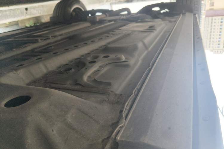 Used Cadillac XT4 2020 Revised Version 28T Two-Wheel Drive Leading Edition Chassis Front Right