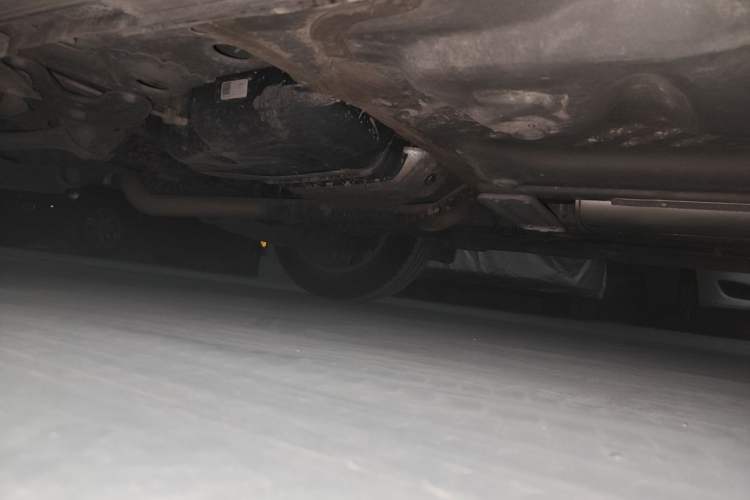 Used Cadillac XT4 2020 Revised Version 28T Two-Wheel Drive Tech Edition Chassis Rear Left