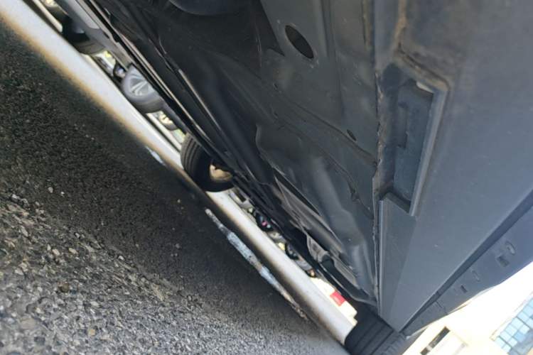 Used Cadillac XT4 2020 Revised Version 28T Two-Wheel Drive Tech Edition Chassis Rear Right