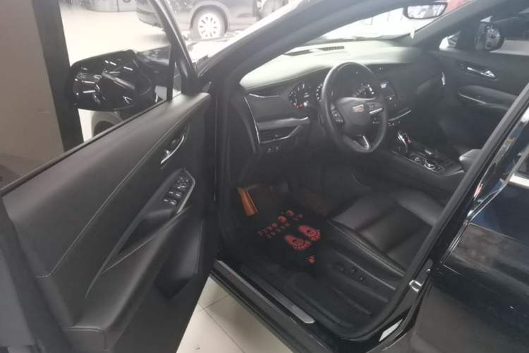 Used Cadillac XT4 2020 Revised Version 28T Two-Wheel Drive Luxury Edition Driver Seat