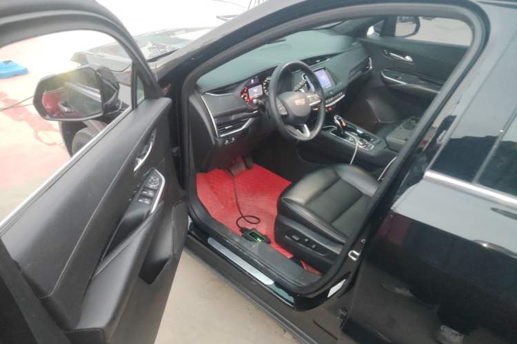 Used Cadillac XT4 2020 Revised Version 28T Two-Wheel Drive Tech Edition Driver Seat