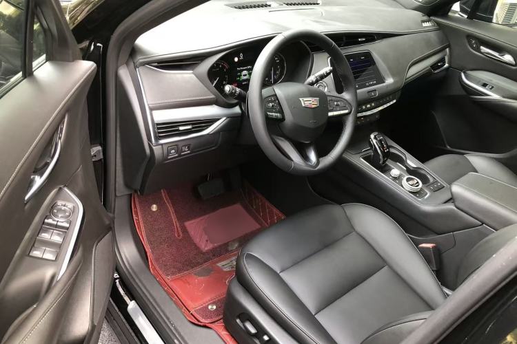 Used Cadillac XT4 2020 Revised Version 28T Two-Wheel Drive Leading Edition Driver Seat