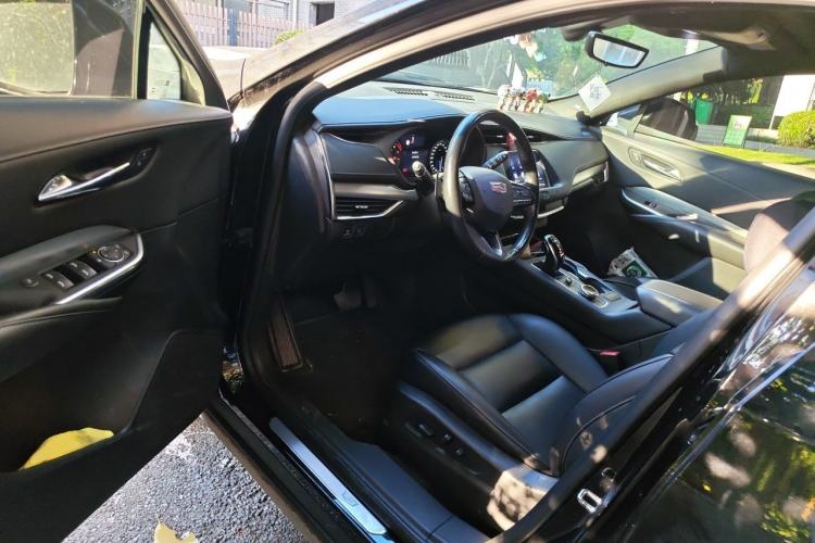 Used Cadillac XT4 2020 28T Two-Wheel-Drive Leading Version Driver Seat