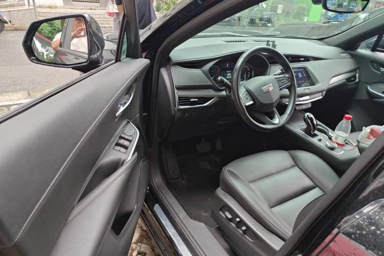 Used Cadillac XT4 2020 Revised Version 28T Two-Wheel Drive Luxury Edition Driver Seat