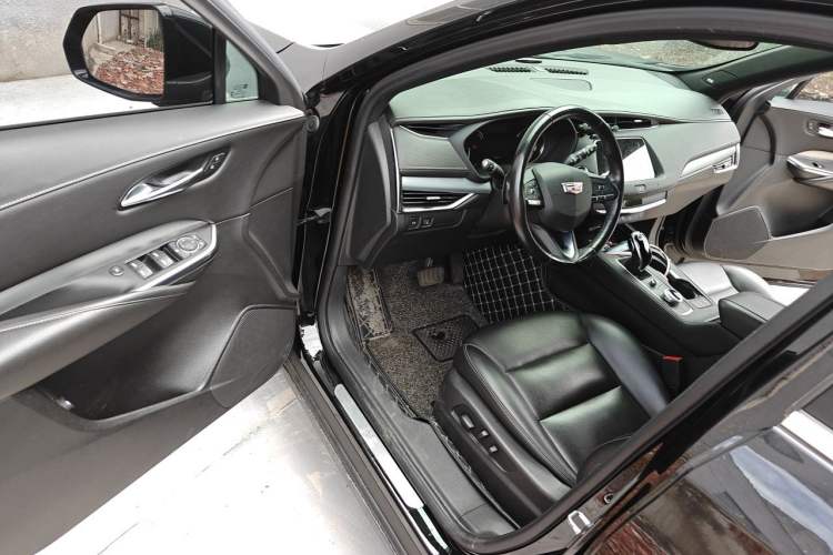 Used Cadillac XT4 2020 Revised Version 28T Two-Wheel Drive Leading Edition Driver Seat