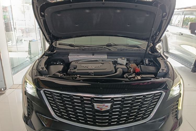 Used Cadillac XT4 2020 28T Two-Wheel-Drive Leading Version Engine Bay
