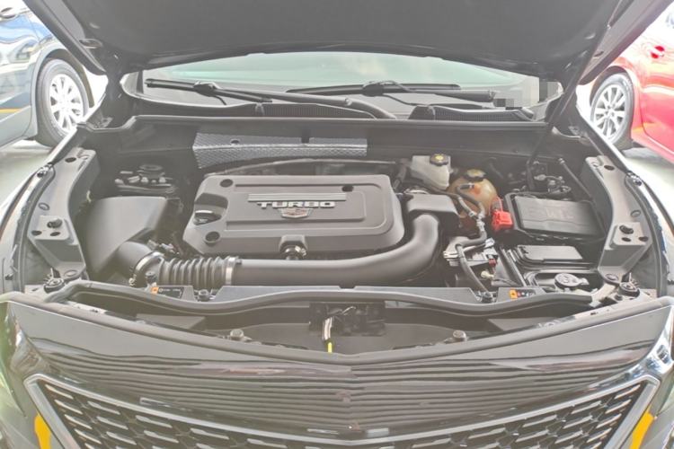 Used Cadillac XT4 2020 Revised Version 28T Two-Wheel Drive Leading Edition Engine Bay
