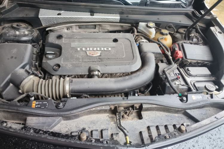 Used Cadillac XT4 2020 28T Two-Wheel-Drive Leading Version Engine Bay