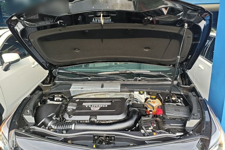 Used Cadillac XT4 2020 Revised Version 28T Two-Wheel Drive Leading Edition Engine Bay