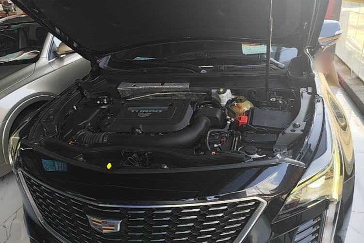 Used Cadillac XT4 2020 Revised Version 28T Two-Wheel Drive Tech Edition Engine Bay
