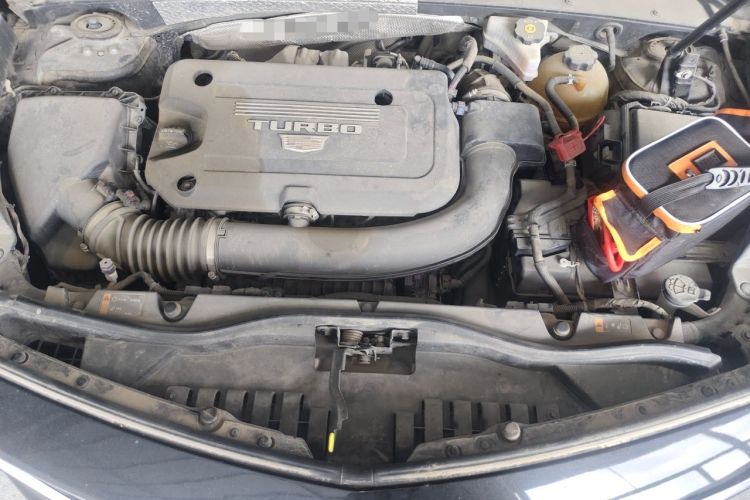 Used Cadillac XT4 2020 28T Two-Wheel-Drive Leading Version Engine Bay
