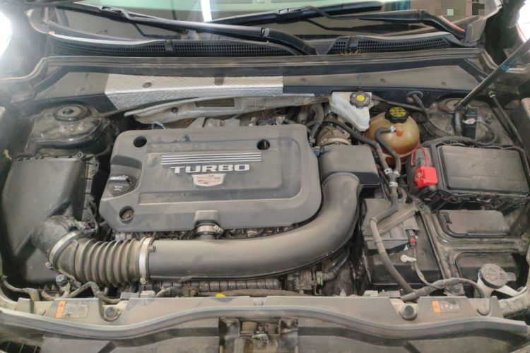 Used Cadillac XT4 2020 28T Two-Wheel-Drive Leading Version Engine Bay