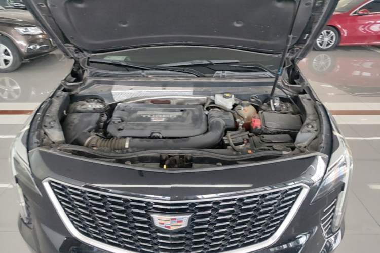 Used Cadillac XT4 2020 Revised Version 28T Two-Wheel Drive Luxury Edition Engine Bay