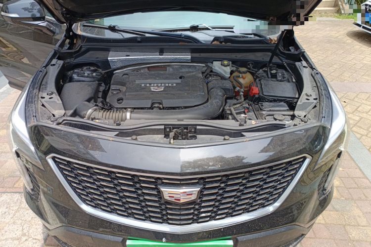 Used Cadillac XT4 2020 Revised Version 28T Two-Wheel Drive Tech Edition Engine Bay