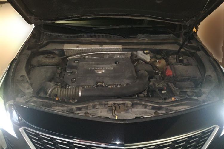 Used Cadillac XT4 2020 Revised Version 28T Two-Wheel Drive Tech Edition Engine Bay