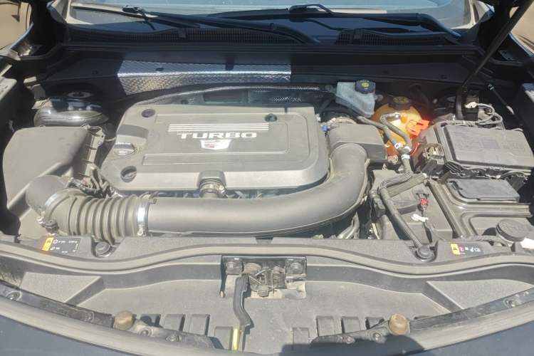 Used Cadillac XT4 2020 28T Two-Wheel-Drive Leading Version Engine Bay
