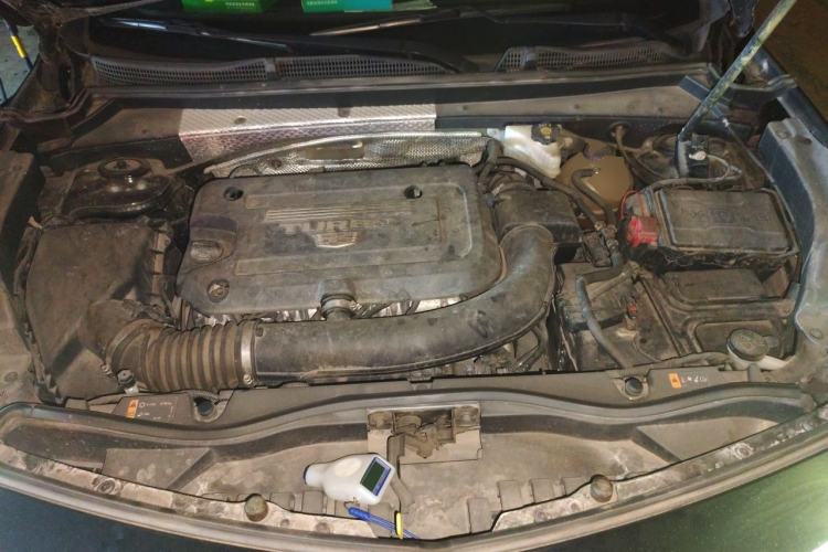 Used Cadillac XT4 2020 Revised Version 28T Two-Wheel Drive Tech Edition Engine Bay
