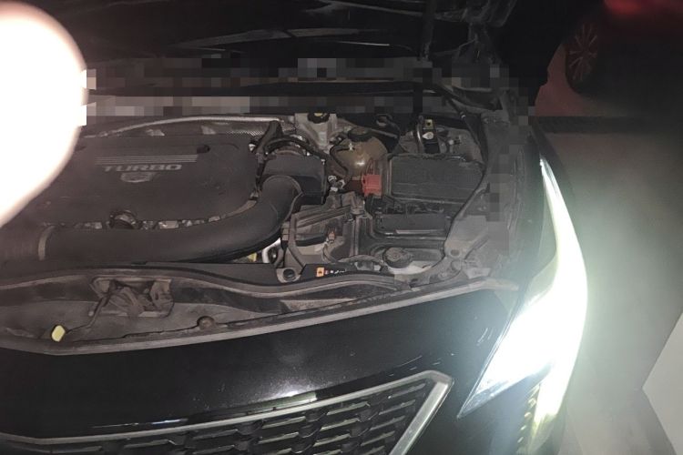 Used Cadillac XT4 2020 Revised Version 28T Two-Wheel Drive Luxury Edition Engine Bay Left