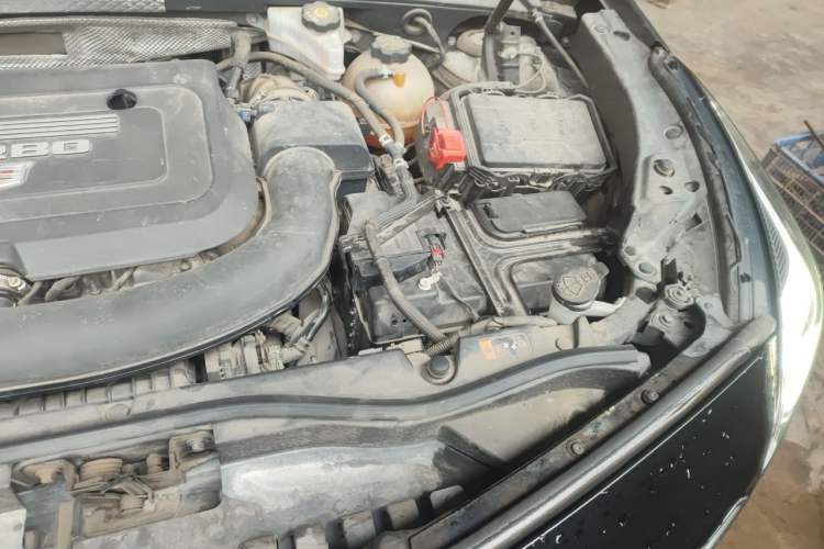 Used Cadillac XT4 2020 Revised Version 28T Two-Wheel Drive Tech Edition Engine Bay Left