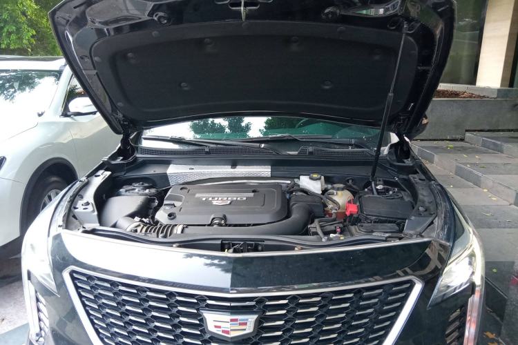 Used Cadillac XT4 2020 Revised Version 28T Two-Wheel Drive Tech Edition Engine Bay