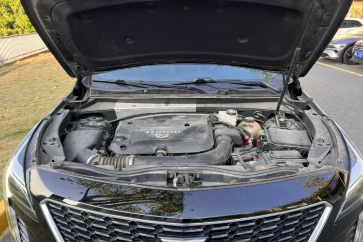 Used Cadillac XT4 2020 Revised Version 28T Two-Wheel Drive Tech Edition Engine Bay