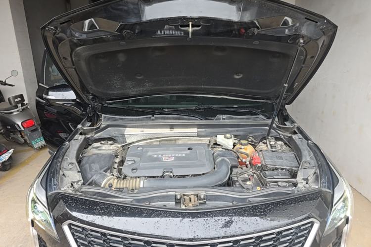 Used Cadillac XT4 2020 Revised Version 28T Two-Wheel Drive Tech Edition Engine Bay
