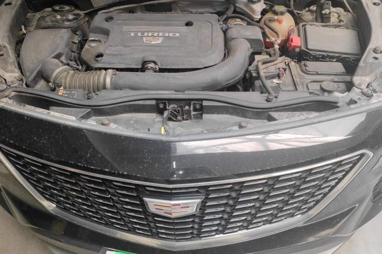 Used Cadillac XT4 2020 Revised Version 28T Two-Wheel Drive Leading Edition Engine Bay
