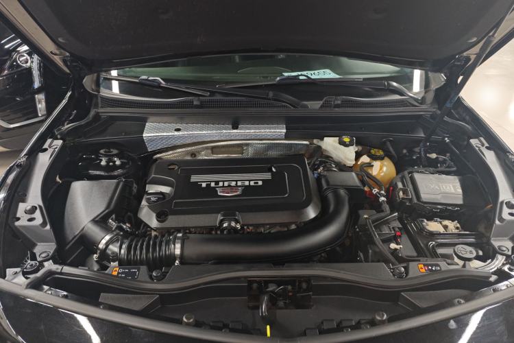 Used Cadillac XT4 2020 Revised Version 28T Two-Wheel Drive Tech Edition Engine Bay