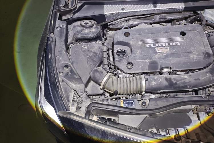 Used Cadillac XT4 2020 Revised Version 28T Two-Wheel Drive Tech Edition Engine Bay Right