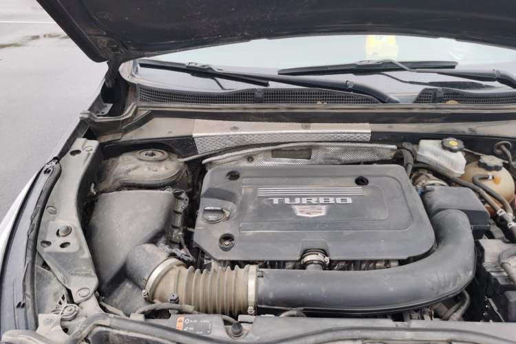Used Cadillac XT4 2020 28T Two-Wheel-Drive Leading Version Engine Bay Right