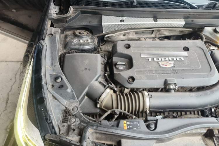 Used Cadillac XT4 2020 28T Two-Wheel-Drive Leading Version Engine Bay Right