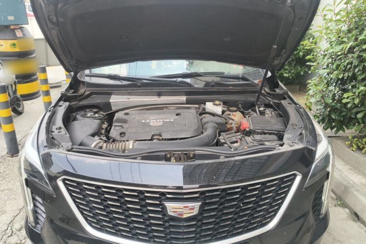 Used Cadillac XT4 2020 Revised Version 28T Two-Wheel Drive Leading Edition Engine Bay