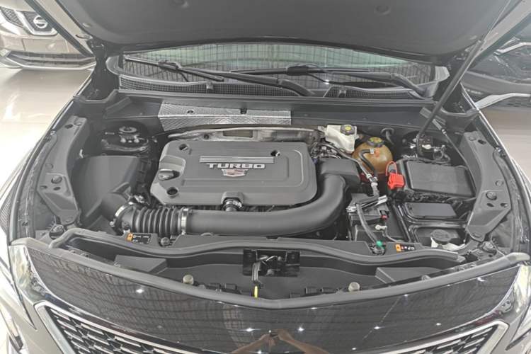 Used Cadillac XT4 2020 Revised Version 28T Two-Wheel Drive Leading Edition Engine Bay