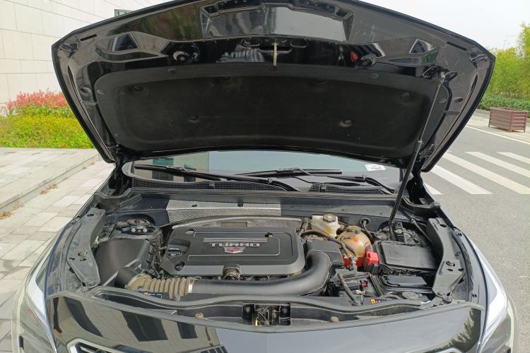 Used Cadillac XT4 2020 28T Two-Wheel-Drive Leading Version Engine Bay