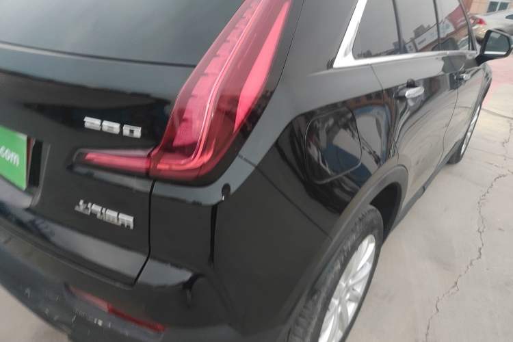 Used Cadillac XT4 2020 Revised Version 28T Two-Wheel Drive Tech Edition Exterior 2