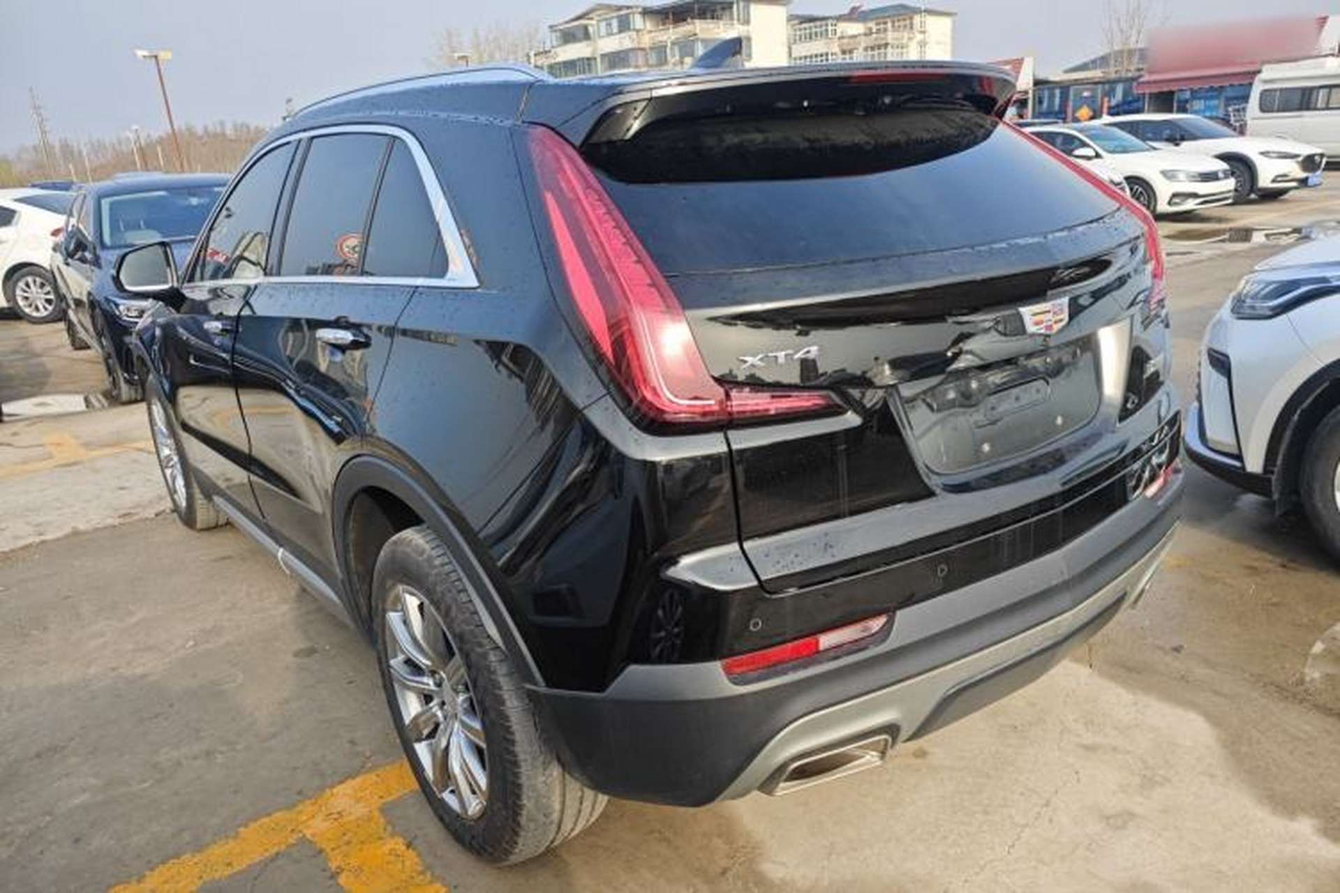 Used Cadillac XT4 2020 Revised Version 28T Two-Wheel Drive Leading Edition Exterior 2