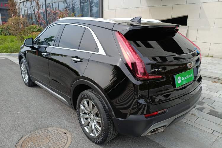Used Cadillac XT4 2020 28T Two-Wheel-Drive Leading Version Exterior 2